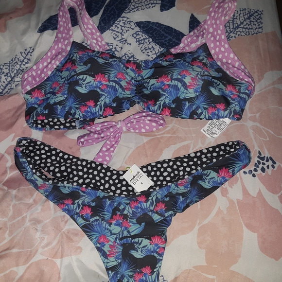 Everybody set Moana bikini!! - Picture 1 of 2